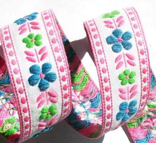 FLORAL3145 - 1 1/4" PINK/BLUE WOVEN (3 YDS)