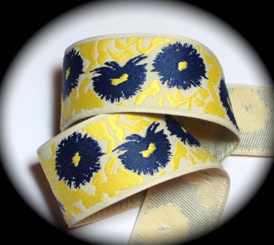 Woven Jacquard Ribbon -1 1/2"B (3 YDS) Navy, Yellow. Ivory