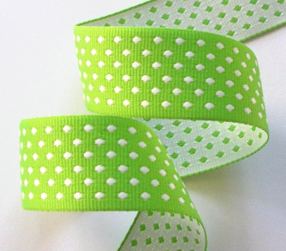 gpd50C 1 1/2" (5 yds) Woven Reversible Lime/White X-S Dots