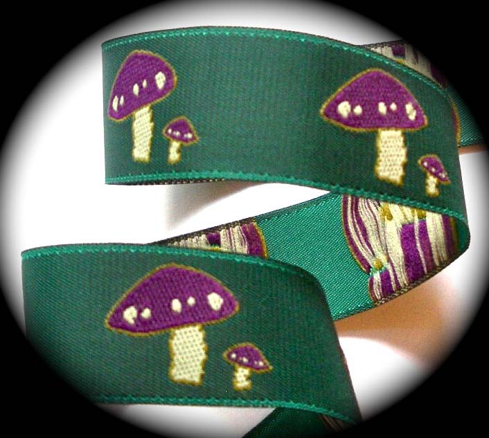 MUSHROOM2 - 1" (3 YDS)  GREEN/PURPLE MUSHROOMS