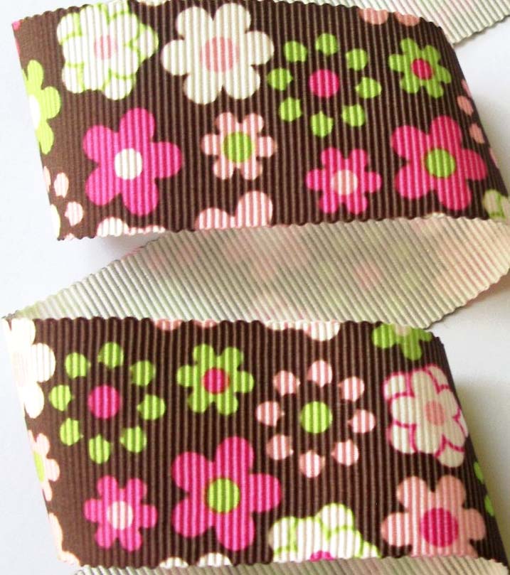 FLOWER POWER6 - 1 3/8" BROWN/PINK/WHITE (5 YDS) PETERSHAM GROSGR